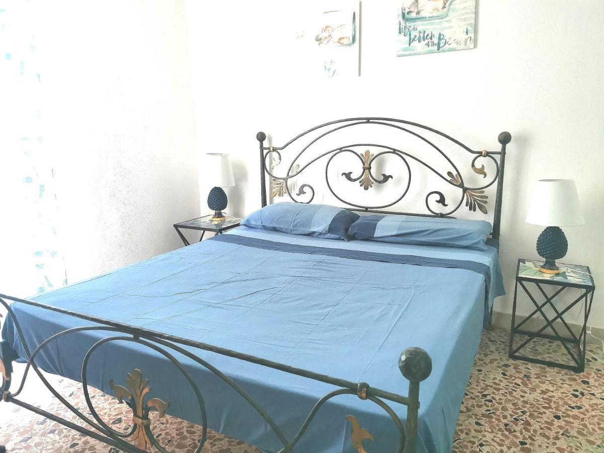 La Terrazza Sul Golfo Bed & Breakfast อิโซลา เดลเล เฟมมิเน ภายนอก รูปภาพ