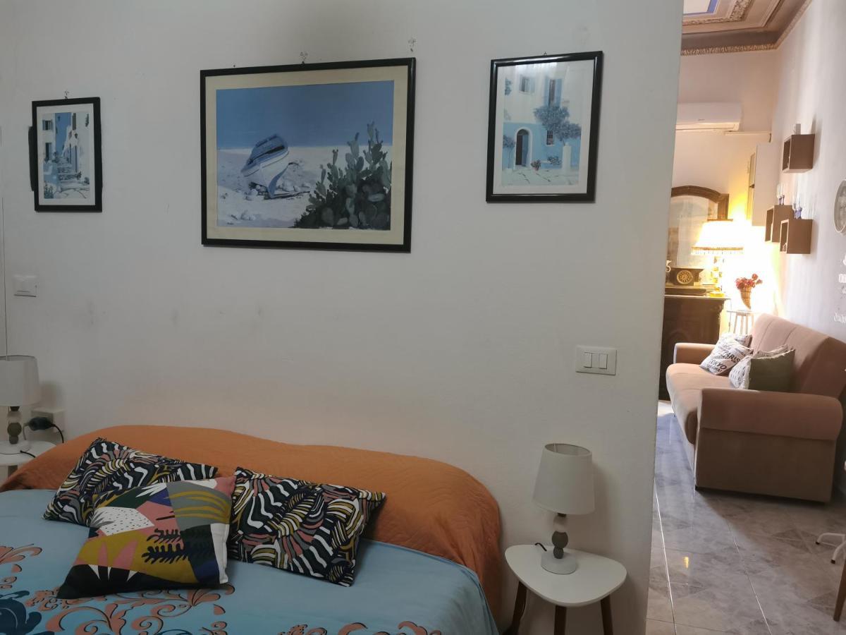 La Terrazza Sul Golfo Bed & Breakfast อิโซลา เดลเล เฟมมิเน ภายนอก รูปภาพ